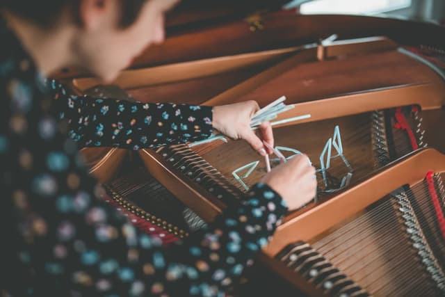 Inside Piano Technik drei